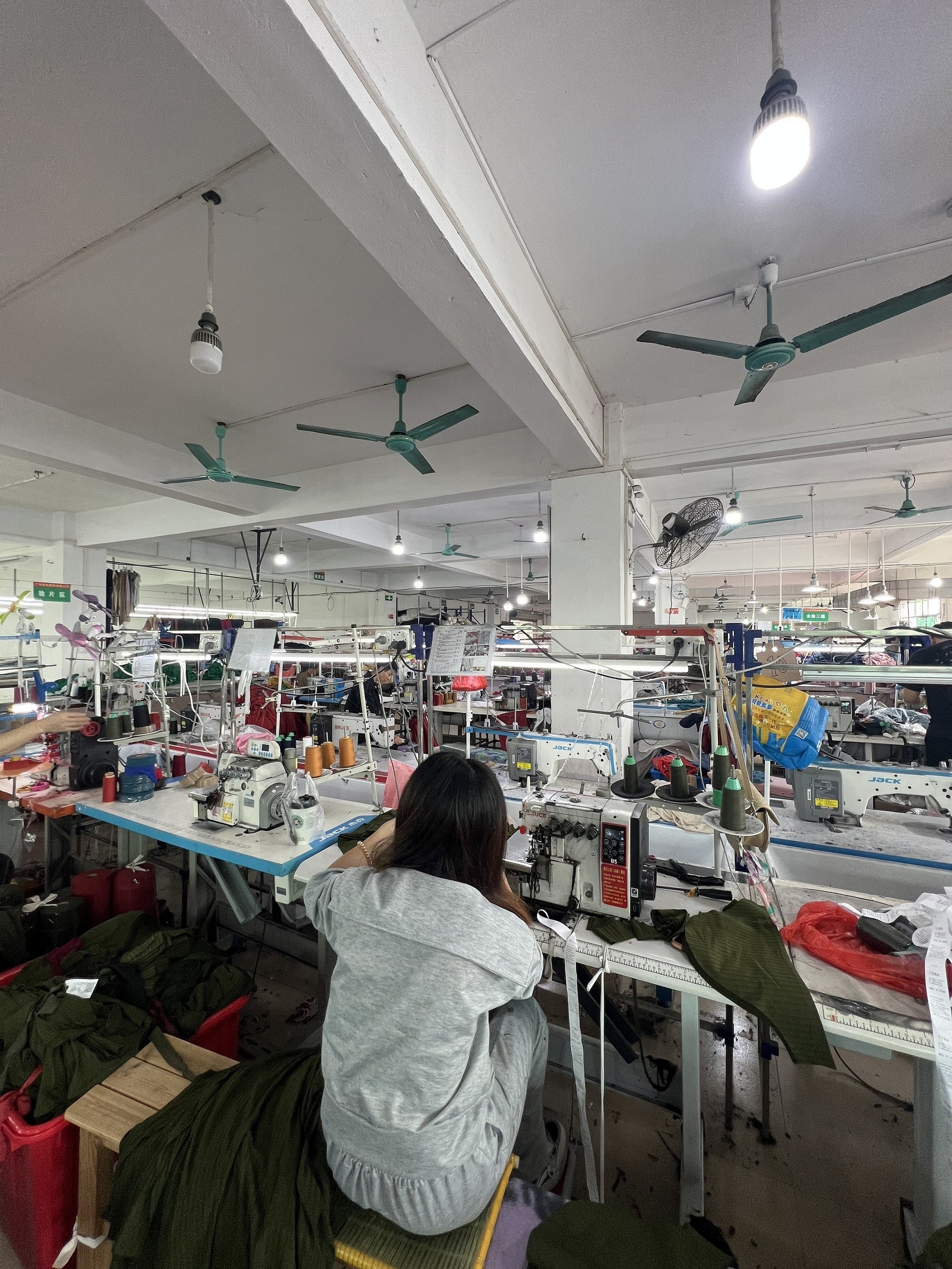 Cina Guangzhou Vinas clothing technology Co., LTD Profil Perusahaan
