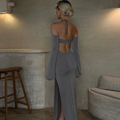 Warna Solid Gaun Wanita Bergaya Mode Hot Gaun Tanpa punggung Split Tanpa tali