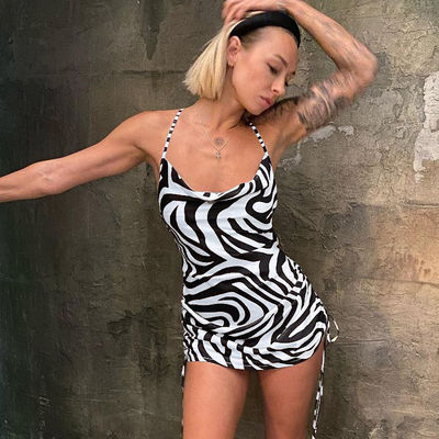 Dasi Up Halter Wanita Gaun Cetak seksi tanpa punggung Slim Low Back Halter Gaun