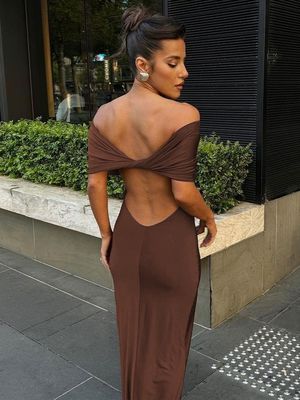 Custom Satu-baris Bahu Pleat Pakaian Slimming Slit bawah Rok Pakaian Wanita